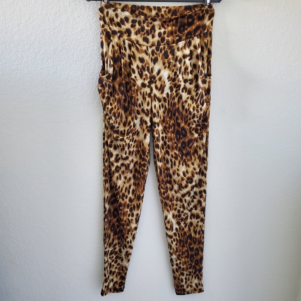 Urvana animal print tapered legging style pants